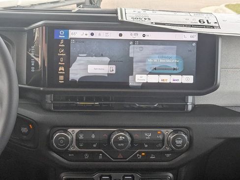 New 2026 Jeep Gladiator Sport image 26