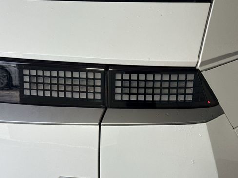 Used 2023 Hyundai Ioniq 5 SE w/ Cargo Package image 30