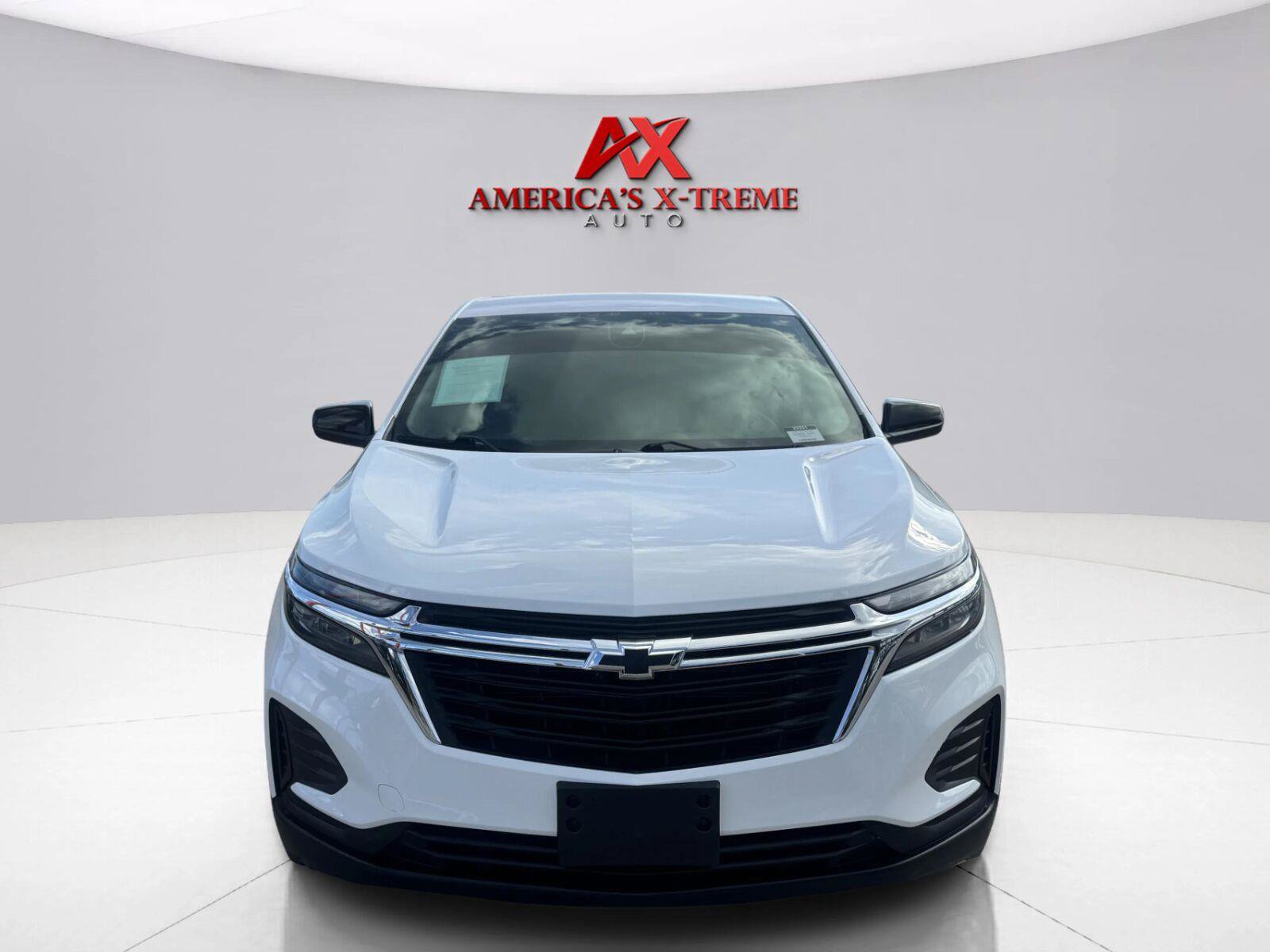 Used 2023 Chevrolet Equinox LS w/ LS Convenience Package FWD image 9
