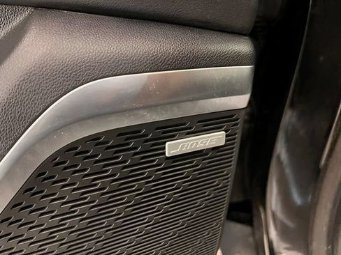 Certified 2025 Buick Enclave Preferred AWD/4WD image 17