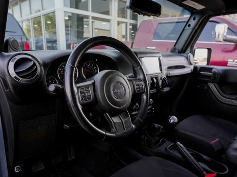 Used 2014 Jeep Wrangler Unlimited Sport w/ Quick Order Package 23S AWD/4WD image 26