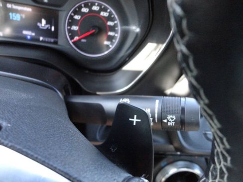 Used 2016 Chevrolet Camaro LT RWD image 32