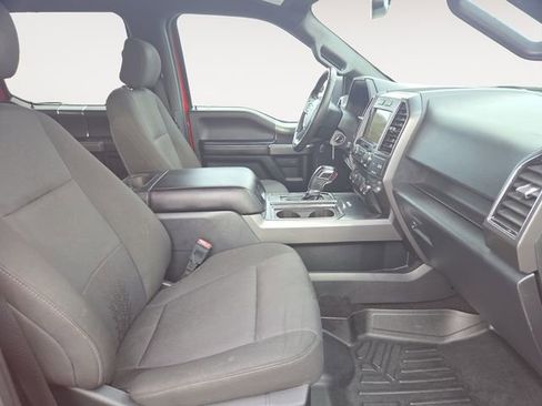 Used 2018 Ford F150 XLT w/ Equipment Group 302A Luxury image 15
