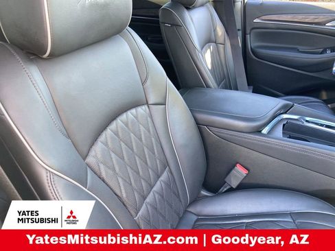 Used 2023 Buick Enclave Avenir w/ Avenir Technology Package image 25