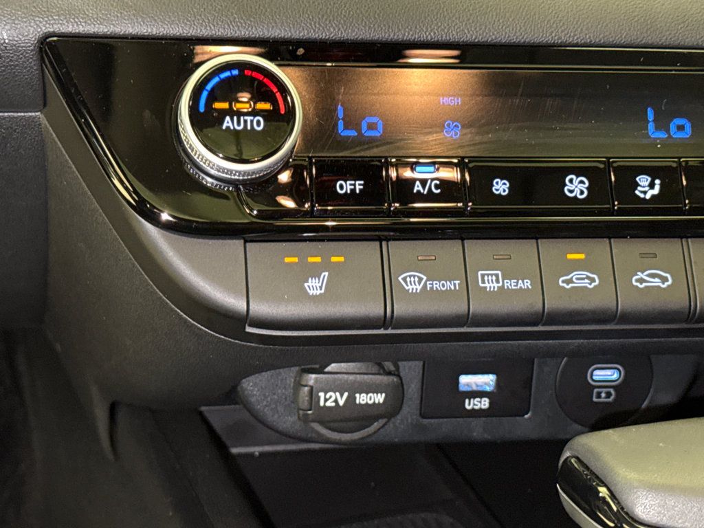 Used 2026 Hyundai Elantra Limited FWD image 27