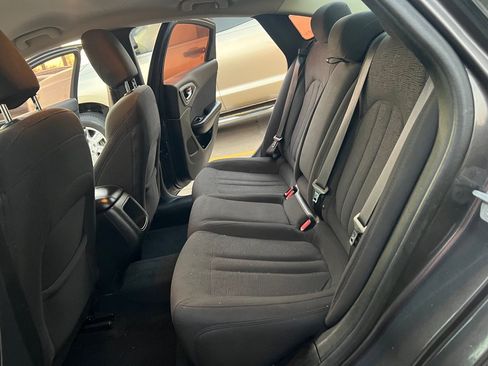 Used 2015 Chrysler 200 Limited FWD image 13