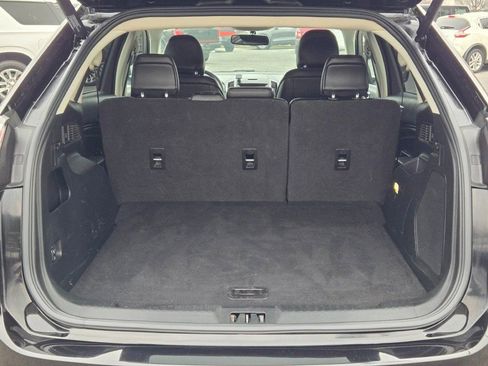 Used 2018 Ford Edge Titanium w/ Technology Package image 13