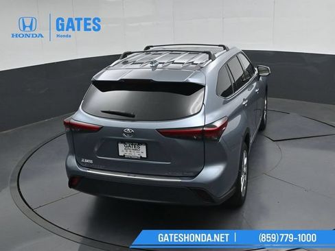 Used 2023 Toyota Highlander Limited AWD/4WD image 48