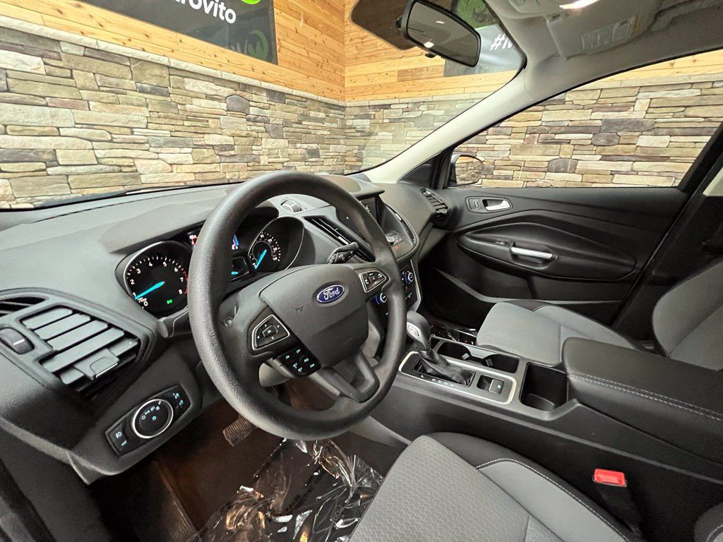 Used 2019 Ford Escape SE AWD/4WD image 14