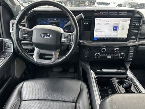 Used 2024 Ford F350 Lariat w/ Chrome Package image 25