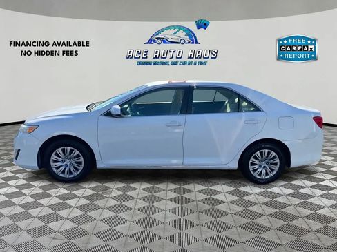 Used 2012 Toyota Camry LE image 4