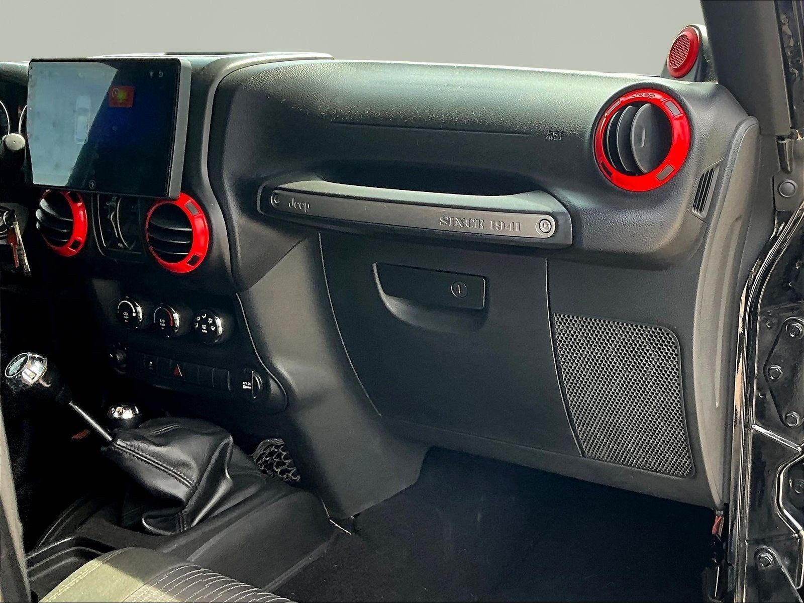 Used 2011 Jeep Wrangler Unlimited Sport AWD/4WD image 22