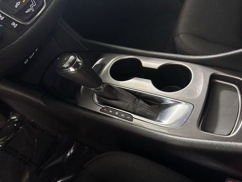 Used 2020 Chevrolet Malibu RS image 16