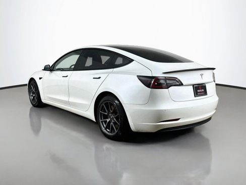 Used 2021 Tesla Model 3 Standard Range Plus RWD image 5