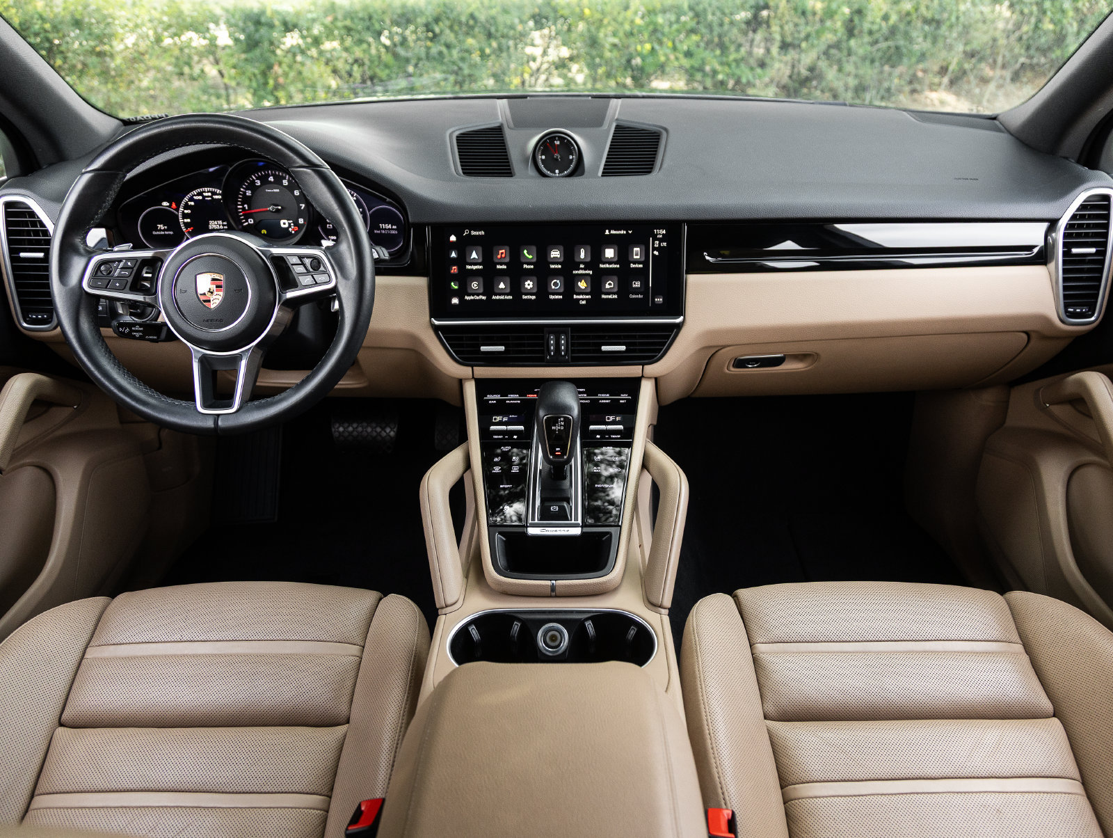 Certified 2023 Porsche Cayenne AWD/4WD image 12