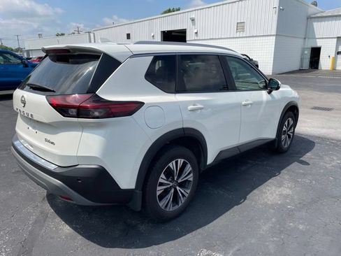 Used 2023 Nissan Rogue SV w/ SV Premium Package AWD/4WD image 7
