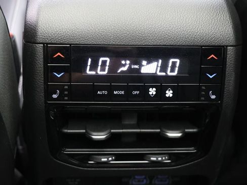 Used 2023 Jeep Grand Cherokee Overland w/ Advanced Protech Group III image 12