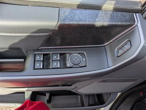 Used 2025 Ford F150 Lightning Flash image 19