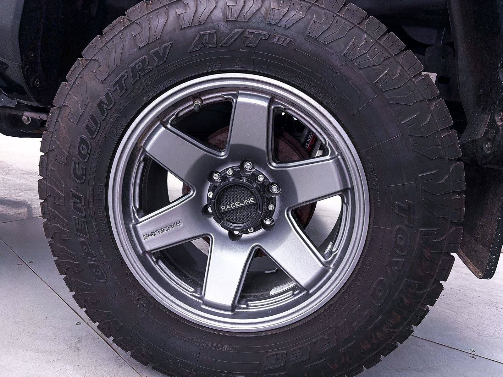 Used 2020 Toyota Tacoma TRD Off-Road w/ Technology Package AWD/4WD image 14