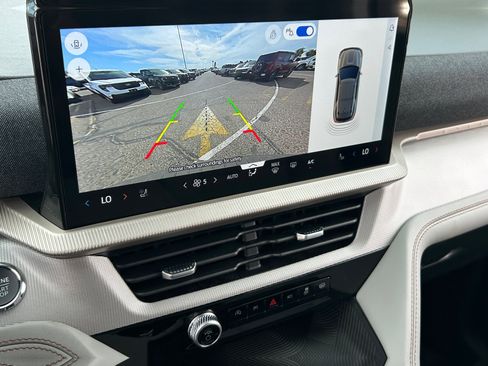 New 2026 Ford Explorer Active w/ Active Comfort Package RWD image 29