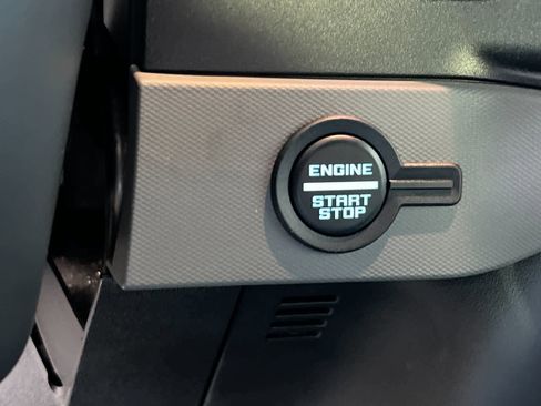 Used 2022 Ford Bronco 2-Door w/ Sasquatch Package image 22