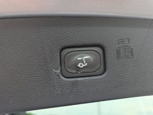Used 2024 Ford Edge Titanium AWD/4WD image 14