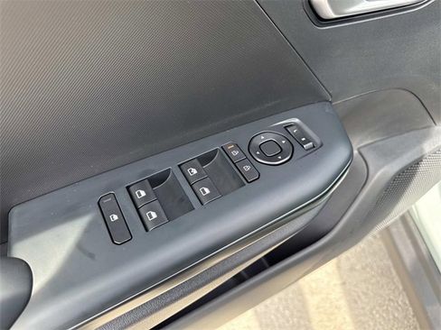 New 2026 Kia K4 LXS image 10