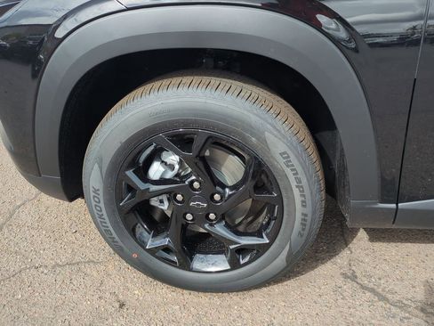 New 2026 Chevrolet Trax LT w/ Driver Confidence Package FWD image 31