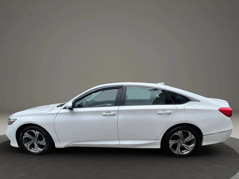 Used 2018 Honda Accord EX image 8