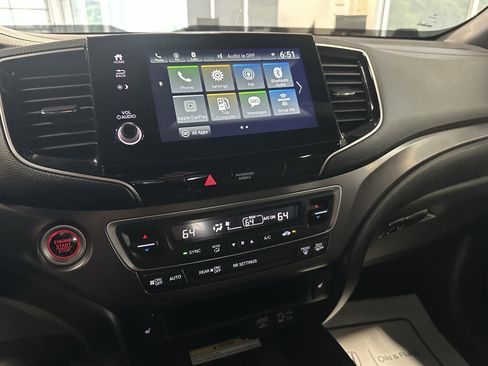 Used 2023 Honda Passport EX-L image 15