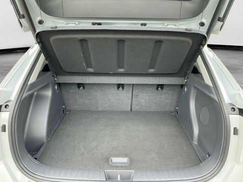 Used 2024 Hyundai Kona Limited AWD/4WD image 17