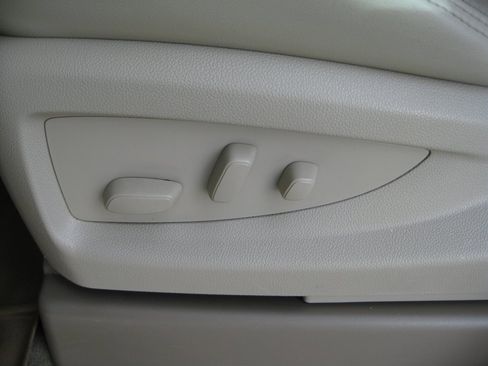 Used 2019 GMC Yukon Denali w/ Denali Ultimate Package image 13