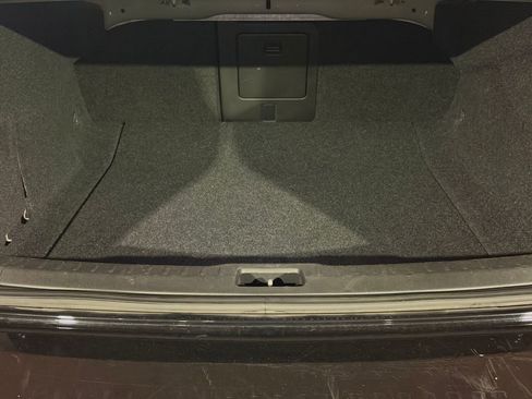 Used 2017 Volvo S90 T6 Inscription w/ Vision Package image 23