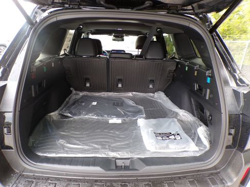 New 2026 Subaru Outback Touring AWD/4WD image 19