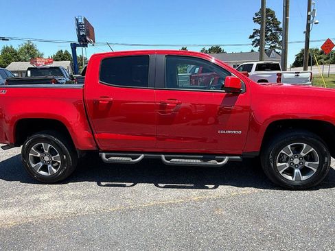 Used 2018 Chevrolet Colorado Z71 RWD image 4