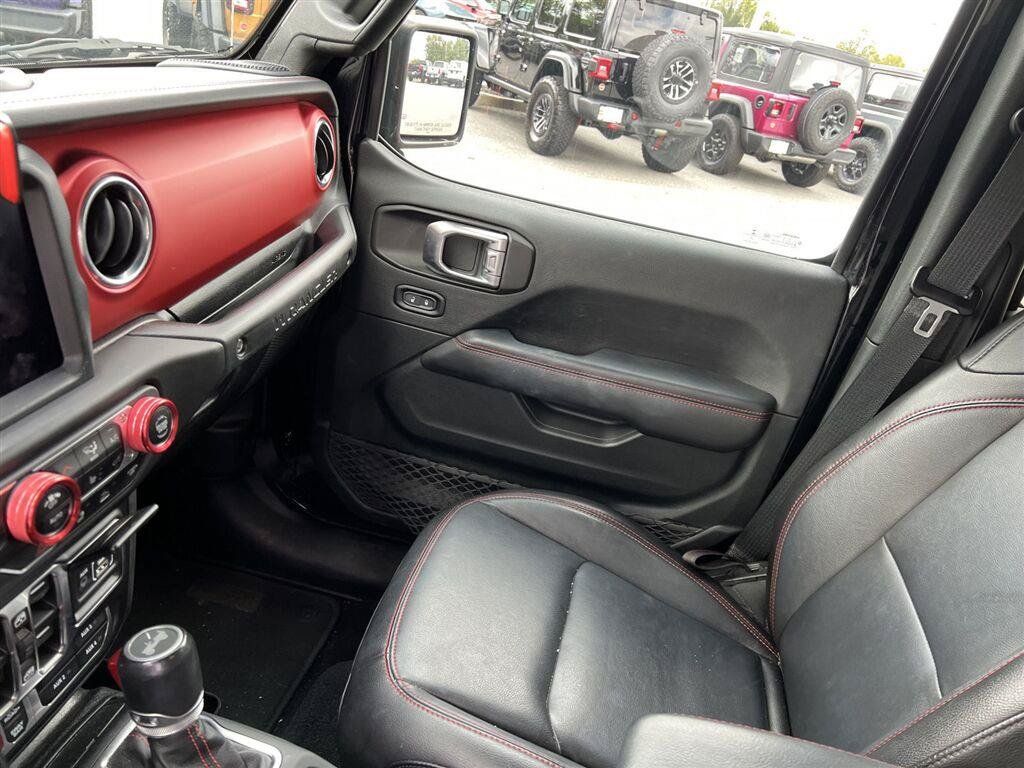 Used 2021 Jeep Wrangler Unlimited Rubicon AWD/4WD image 17