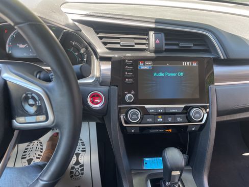 Used 2019 Honda Civic EX image 7