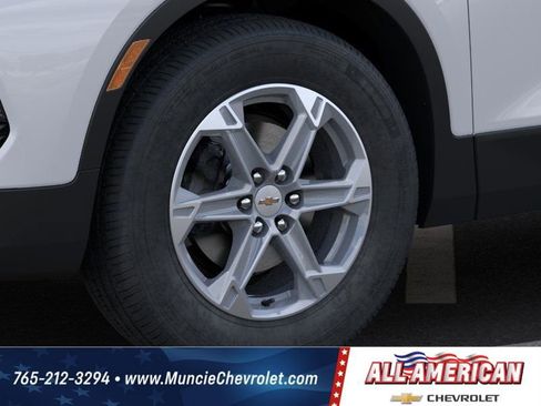 New 2025 Chevrolet Blazer LT w/ Convenience Package image 9