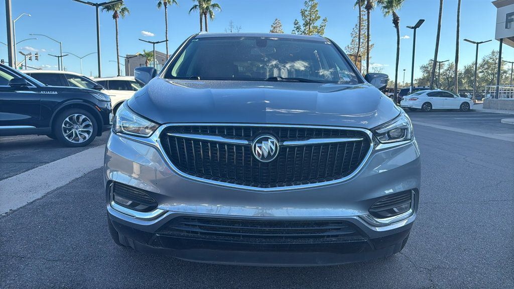 Used 2021 Buick Enclave Essence w/ Sound and Sites Package FWD image 3