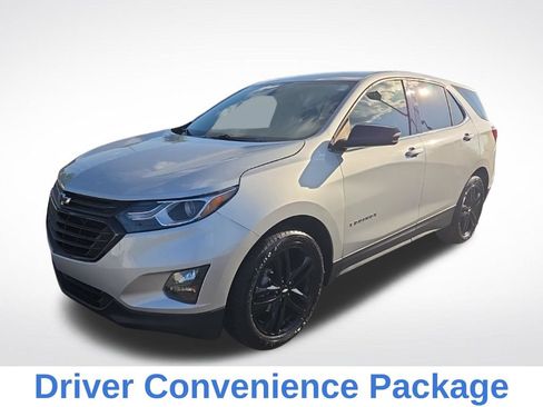 Used 2020 Chevrolet Equinox LT w/ Sport Edition FWD image 13
