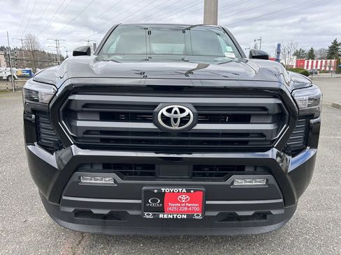 Certified 2025 Toyota Tacoma SR5 image 2