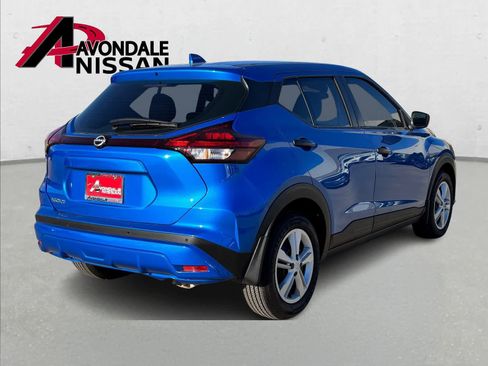 Used 2025 Nissan Kicks Play S image 7