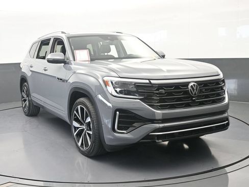 Used 2025 Volkswagen Atlas SEL Premium R-Line AWD/4WD image 9