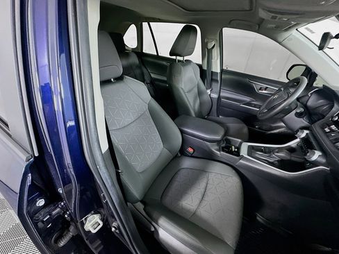 Used 2023 Toyota RAV4 XLE w/ Convenience Package FWD image 32