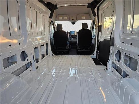 New 2026 Ford Transit 250 148 Medium Roof image 9