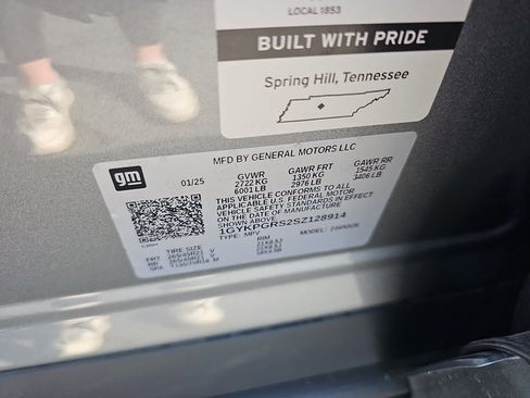 Used 2025 Cadillac XT6 Sport w/ LPO, Floor Liner Package image 40