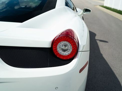 Used 2012 Ferrari 458 Italia Coupe RWD image 38