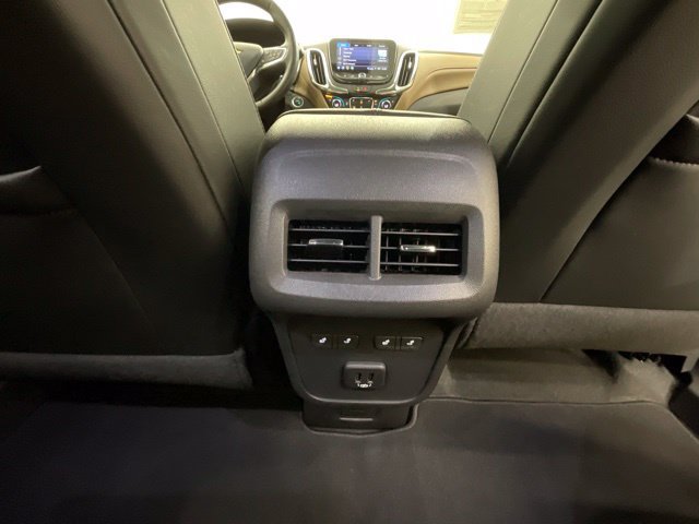 Used 2023 Chevrolet Equinox Premier FWD image 26