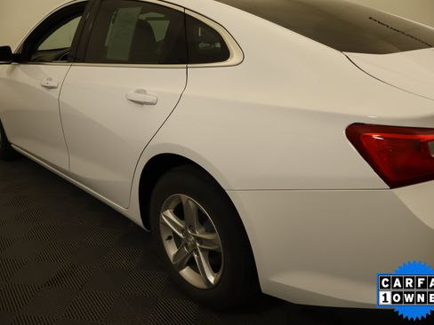 Used 2021 Chevrolet Malibu LS FWD image 11