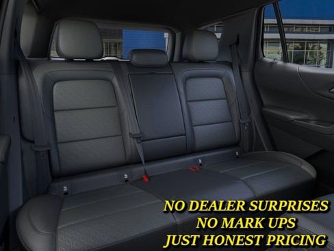New 2026 Chevrolet Equinox LT w/ Convenience Package II FWD image 17